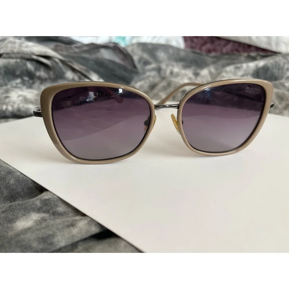 Vintage Kenneth Cole Reaction 90’s Sunglasses Aviators KC2774